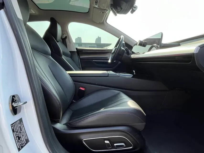 2020 DS 7 1.6T 215HP L4 8AT,autocango,china used car exporter,china ev exporter,chinese used car exporter,chinese used ev exporter