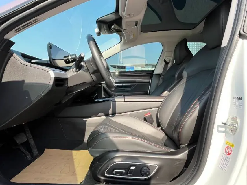 2020 DS 7 1.6T 215HP L4 8AT,autocango,china used car exporter,china ev exporter,chinese used car exporter,chinese used ev exporter