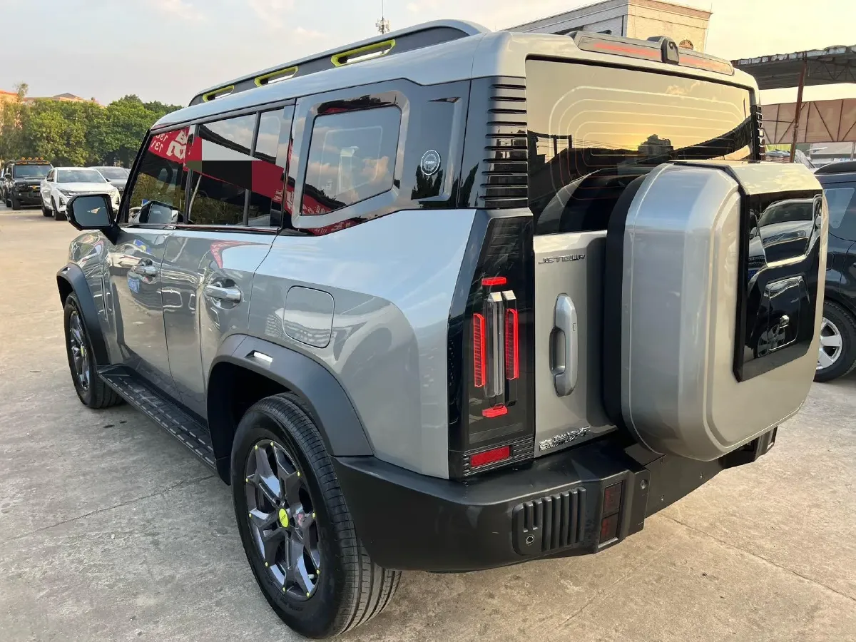 2024 Jetour Traveller 2.0T 254HP L4 7DCT,autocango,china used car exporter,china ev exporter,chinese used car exporter,chinese used ev exporter