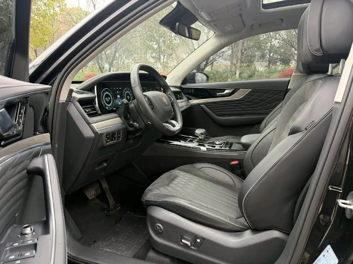 2022 HongQi HS5 2.0T 224HP L4 6AT,autocango,china used car exporter,china ev exporter,chinese used car exporter,chinese used ev exporter