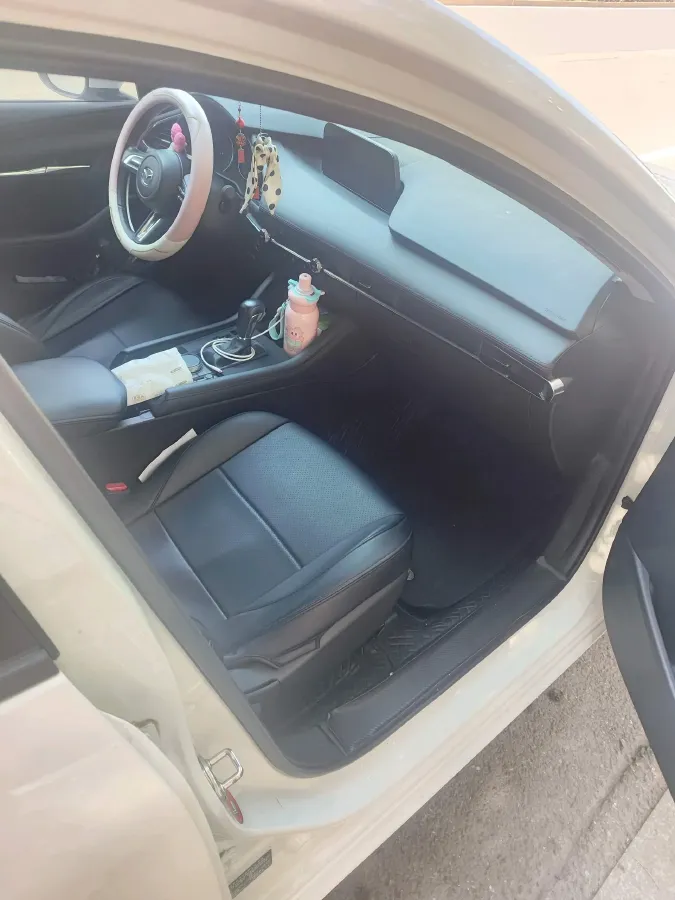 2023 Mazda 3 Axela 2.0L 158HP L4 6AT,autocango,china used car exporter,china ev exporter,chinese used car exporter,chinese used ev exporter