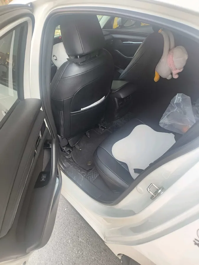 2023 Mazda 3 Axela 2.0L 158HP L4 6AT,autocango,china used car exporter,china ev exporter,chinese used car exporter,chinese used ev exporter