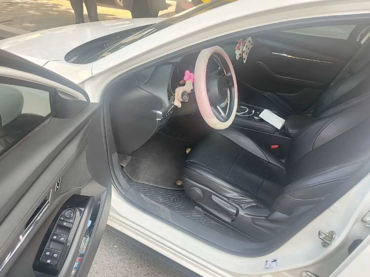 2023 Mazda 3 Axela 2.0L 158HP L4 6AT,autocango,china used car exporter,china ev exporter,chinese used car exporter,chinese used ev exporter