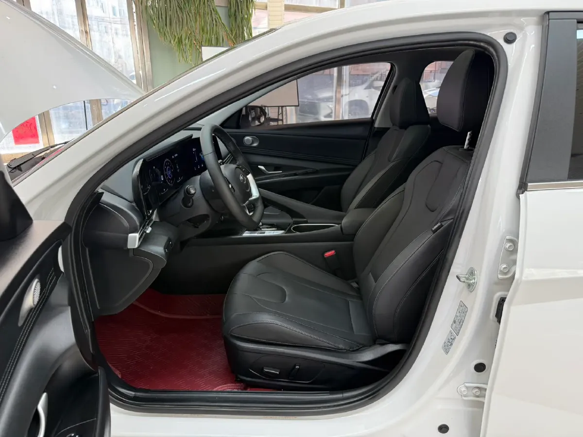 2022 Hyundai Elantra 1.5L 115HP L4 CVT,autocango,china used car exporter,china ev exporter,chinese used car exporter,chinese used ev exporter