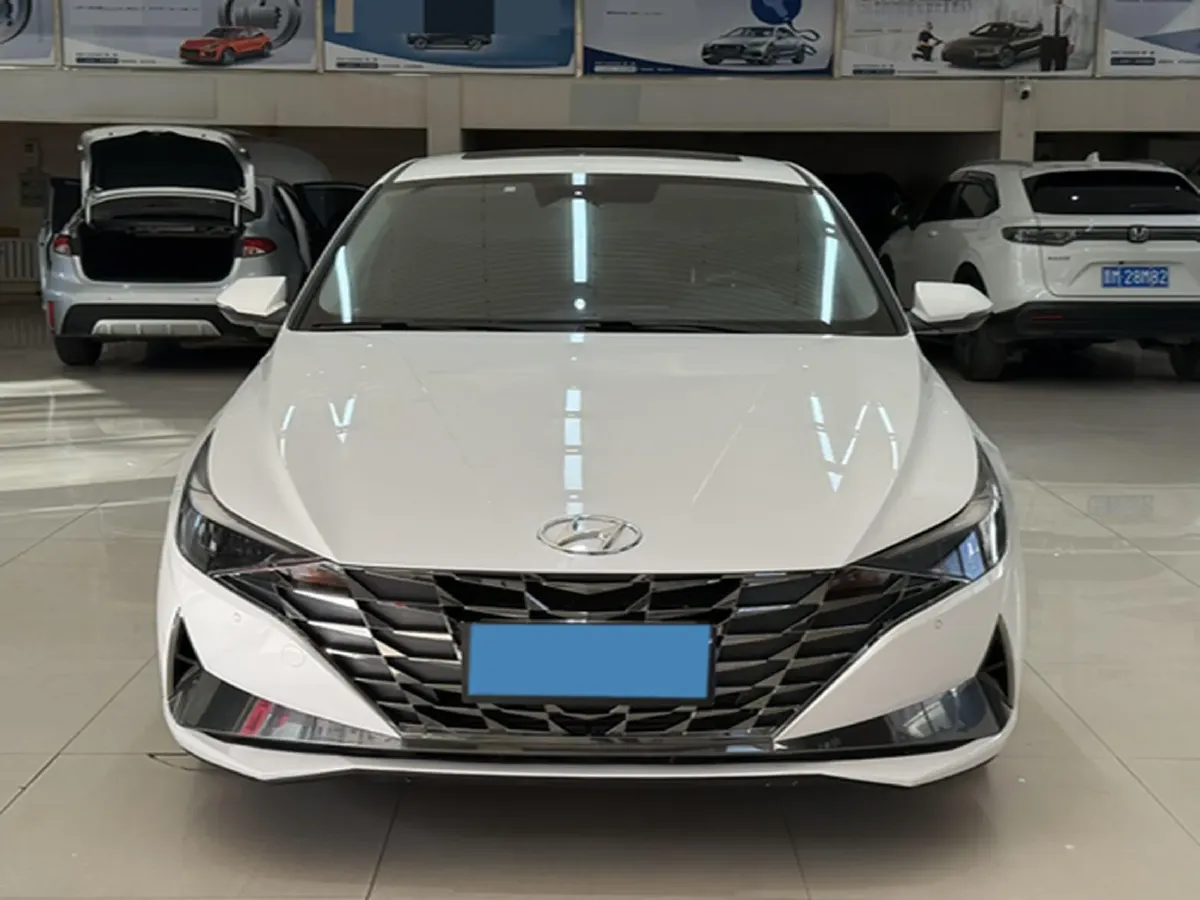 2022 Hyundai Elantra 1.5L 115HP L4 CVT,autocango,china used car exporter,china ev exporter,chinese used car exporter,chinese used ev exporter