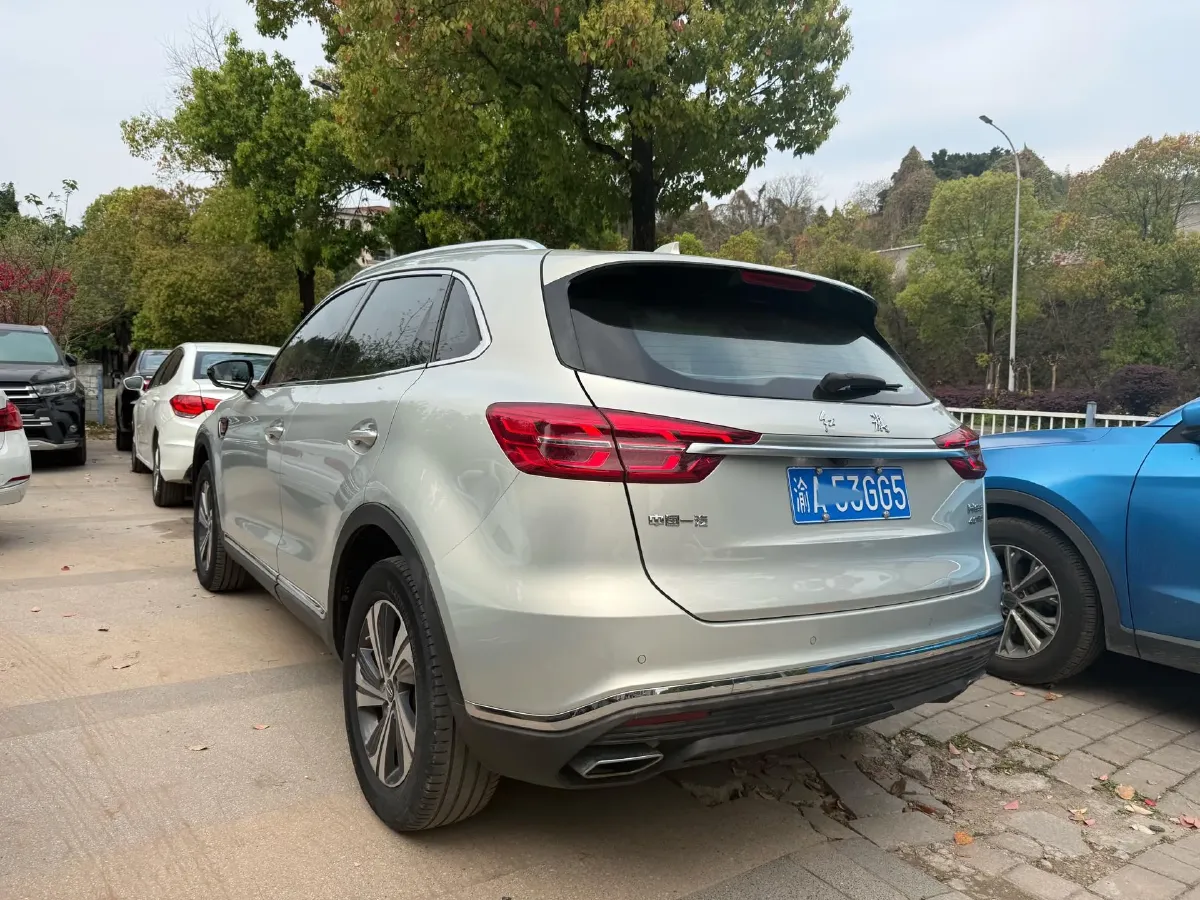2022 HongQi HS5 2.0T 224HP L4 6AT,autocango,china used car exporter,china ev exporter,chinese used car exporter,chinese used ev exporter