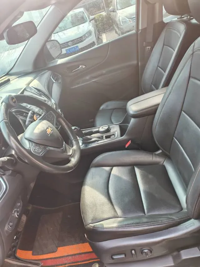 2018 Chevrolet Equinox 2.0T 260HP L4 9AT,autocango,china used car exporter,china ev exporter,chinese used car exporter,chinese used ev exporter