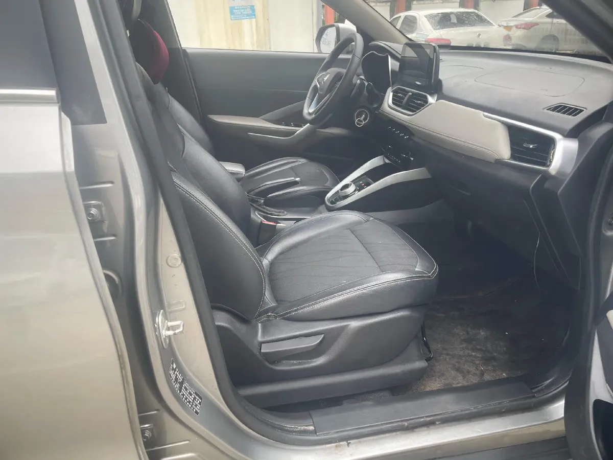 2019 BaoJun 510 1.5L 105HP L4 CVT,autocango,china used car exporter,china ev exporter,chinese used car exporter,chinese used ev exporter