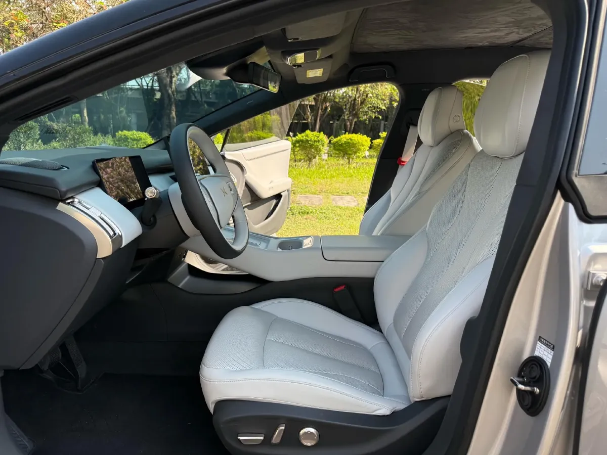 2024 Xpeng P7+ BEV 60.7KWH,autocango,china used car exporter,china ev exporter,chinese used car exporter,chinese used ev exporter