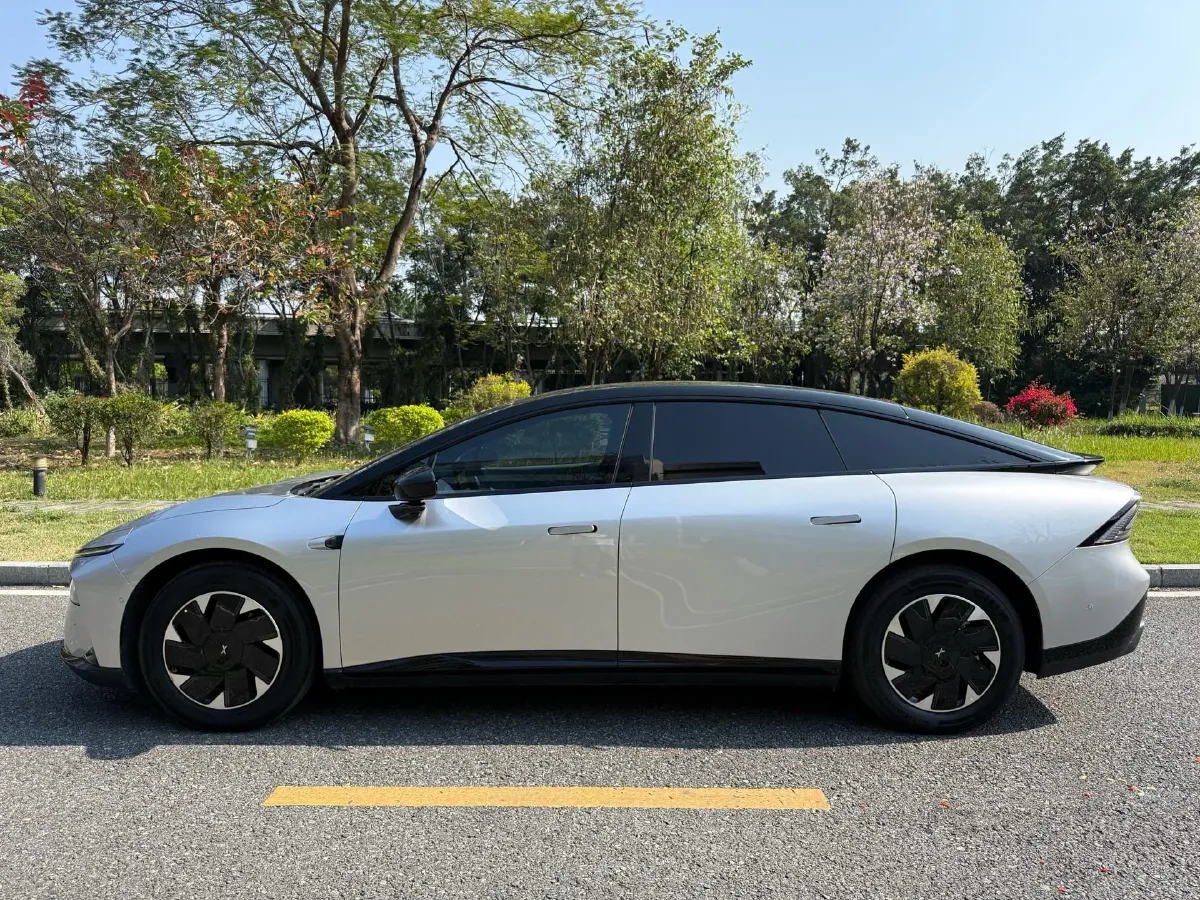 2024 Xpeng P7+ BEV 60.7KWH,autocango,china used car exporter,china ev exporter,chinese used car exporter,chinese used ev exporter