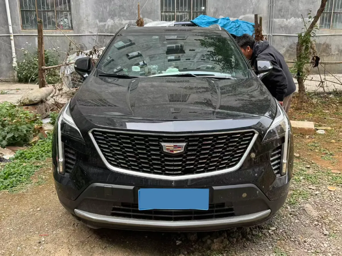 2022 Cadillac XT4 2.0T 237HP L4 9AT,autocango,china used car exporter,china ev exporter,chinese used car exporter,chinese used ev exporter