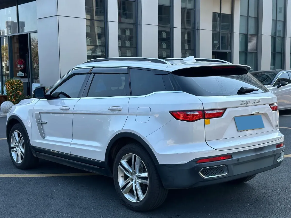 2017 Zotye T700 1.8T 177HP L4 6DCT,autocango,china used car exporter,china ev exporter,chinese used car exporter,chinese used ev exporter