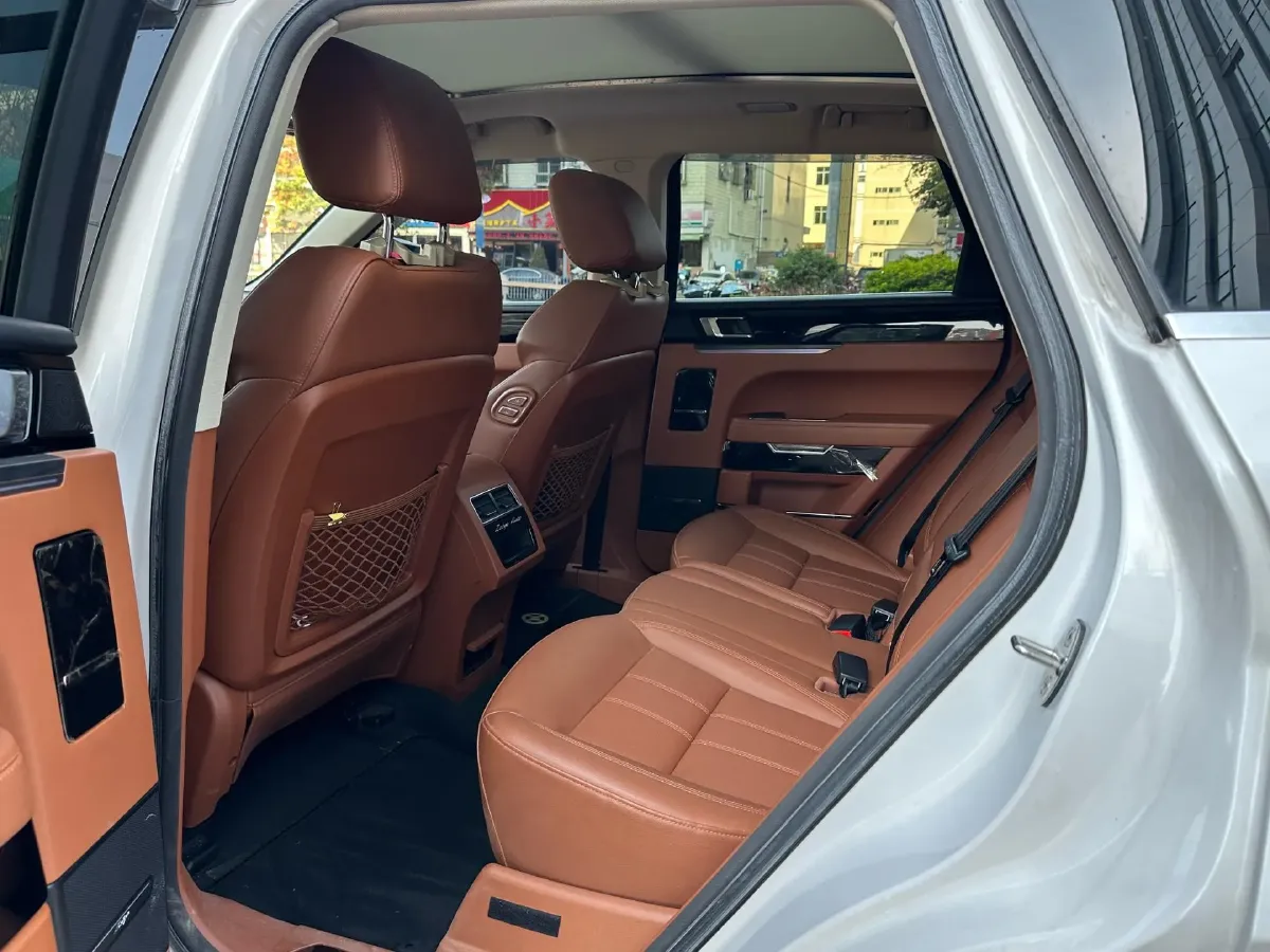 2017 Zotye T700 1.8T 177HP L4 6DCT,autocango,china used car exporter,china ev exporter,chinese used car exporter,chinese used ev exporter