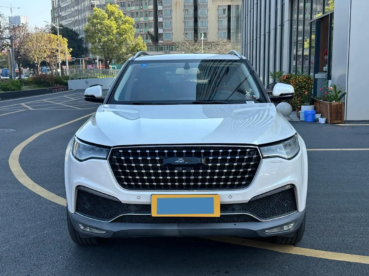 2017 Zotye T700 1.8T 177HP L4 6DCT,autocango,china used car exporter,china ev exporter,chinese used car exporter,chinese used ev exporter