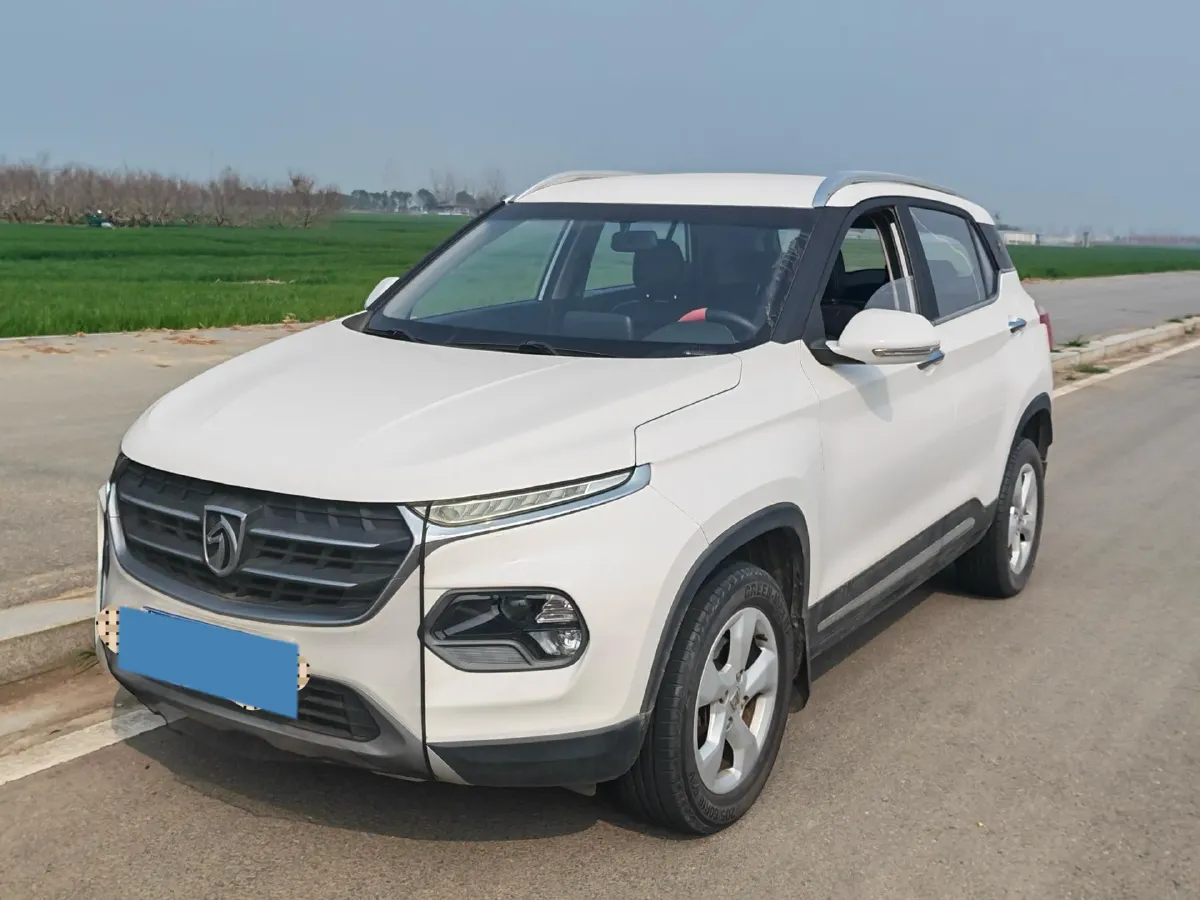 2017 BaoJun 510 1.5L 112HP L4 6MT,autocango,china used car exporter,china ev exporter,chinese used car exporter,chinese used ev exporter