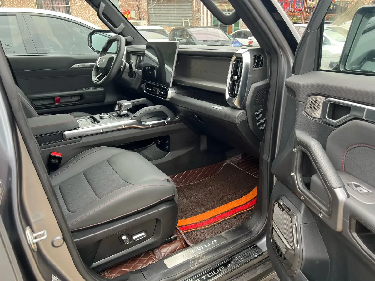 2023 Jetour Traveller 2.0T 254HP L4 8AT,autocango,china used car exporter,china ev exporter,chinese used car exporter,chinese used ev exporter