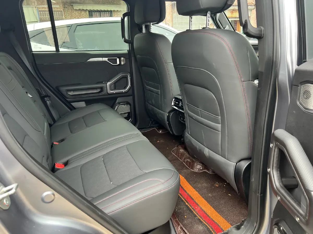 2023 Jetour Traveller 2.0T 254HP L4 8AT,autocango,china used car exporter,china ev exporter,chinese used car exporter,chinese used ev exporter