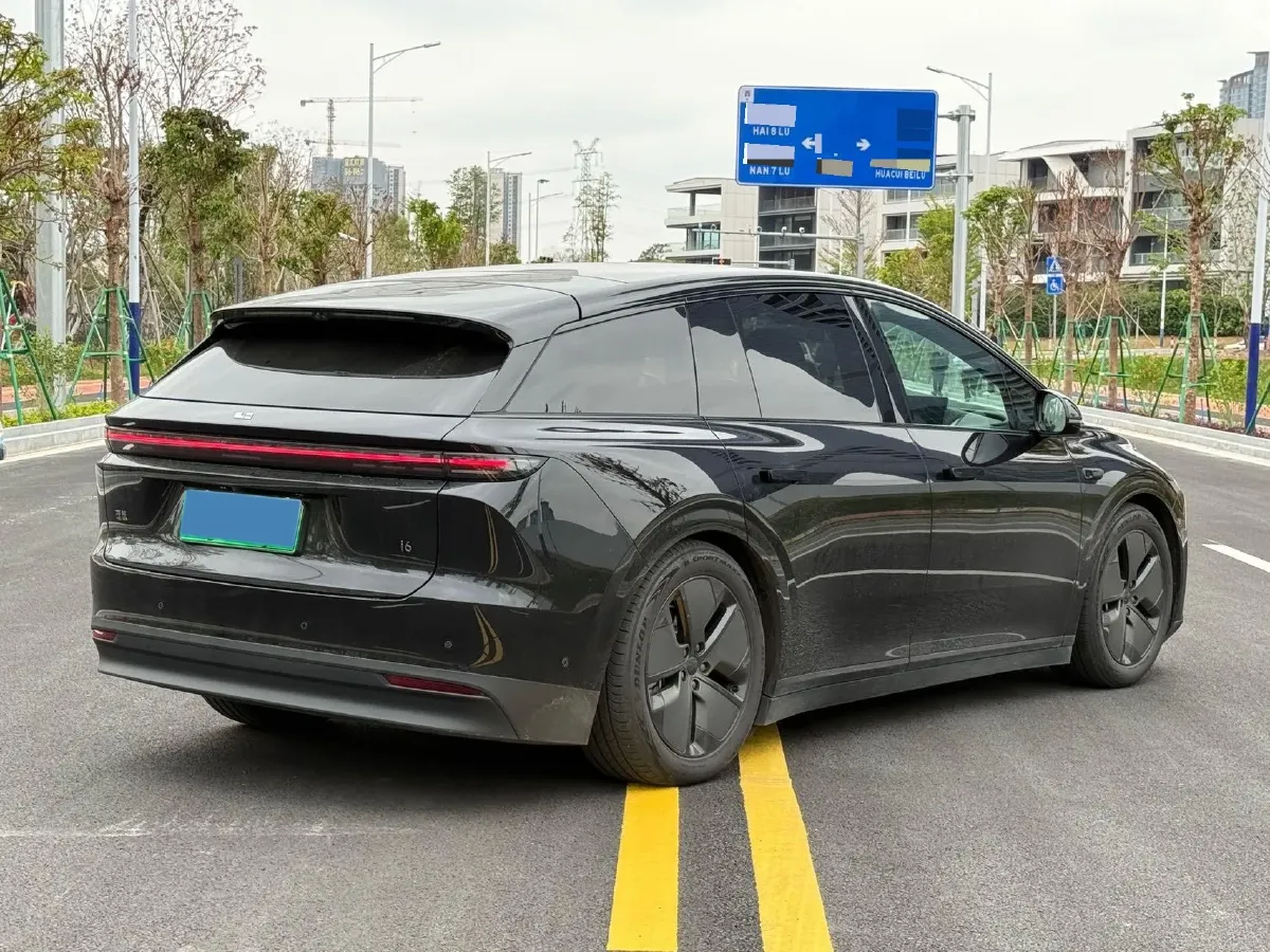 2025 Li i6 BEV,autocango,china used car exporter,china ev exporter,chinese used car exporter,chinese used ev exporter