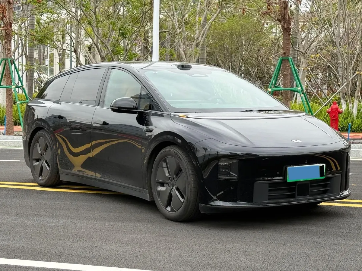 2025 Li i6 BEV,autocango,china used car exporter,china ev exporter,chinese used car exporter,chinese used ev exporter