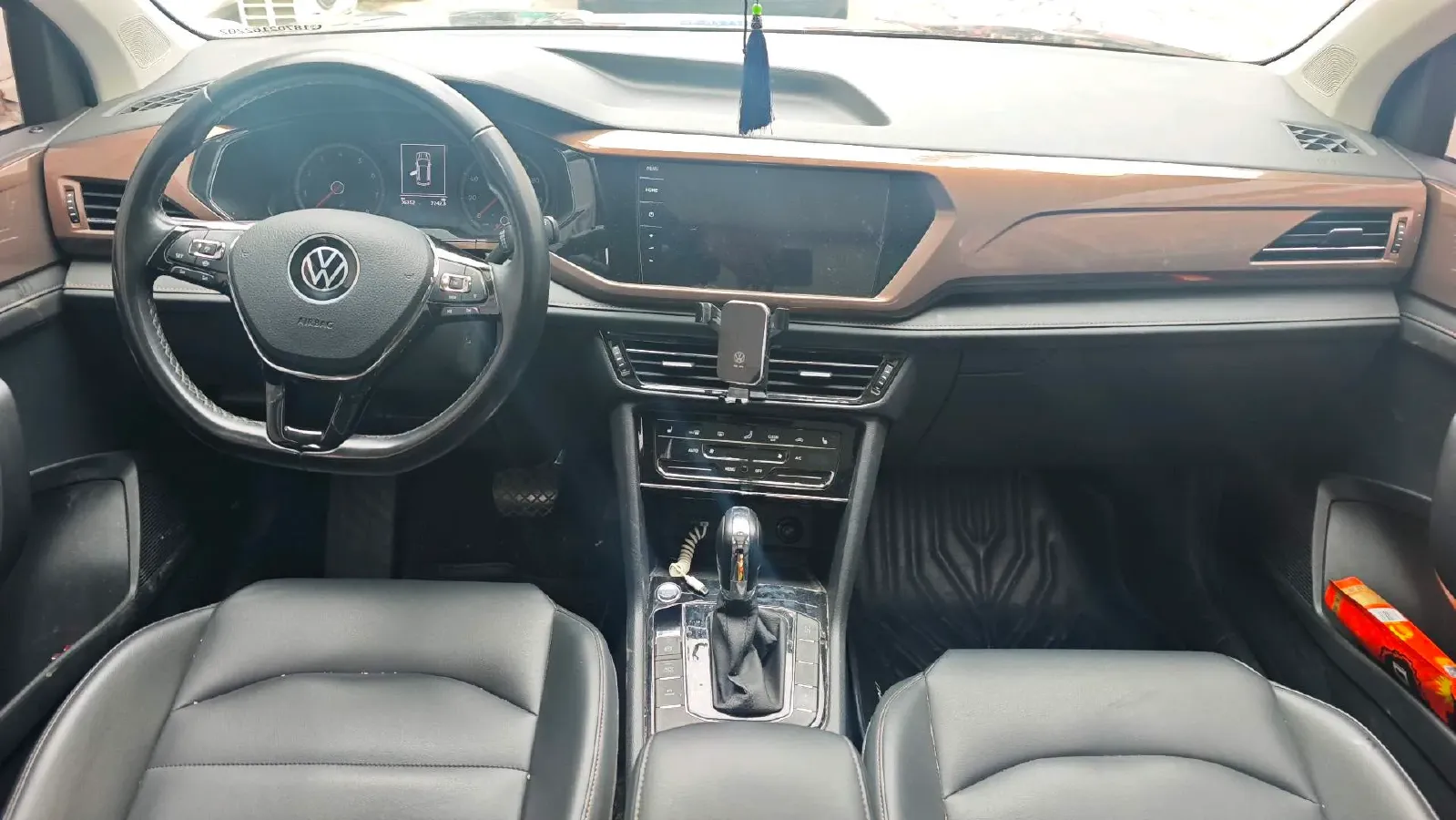 2021 Volkswagen Tharu 1.4T 150HP L4 7DCT,autocango,china used car exporter,china ev exporter,chinese used car exporter,chinese used ev exporter