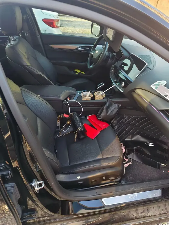 2024 Cadillac CT5 2.0T 237HP L4 10AT,autocango,china used car exporter,china ev exporter,chinese used car exporter,chinese used ev exporter