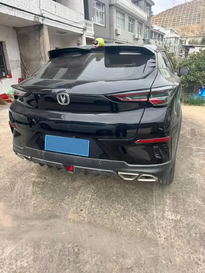 2020 ChangAn UNI-T 1.5T 180HP L4 7DCT,autocango,china used car exporter,china ev exporter,chinese used car exporter,chinese used ev exporter