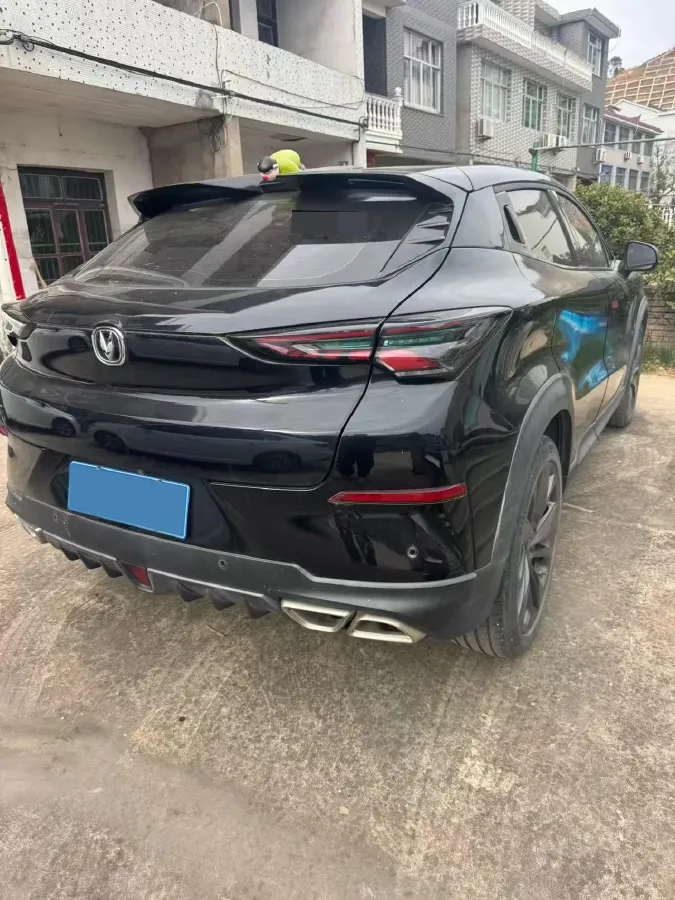 2020 ChangAn UNI-T 1.5T 180HP L4 7DCT,autocango,china used car exporter,china ev exporter,chinese used car exporter,chinese used ev exporter