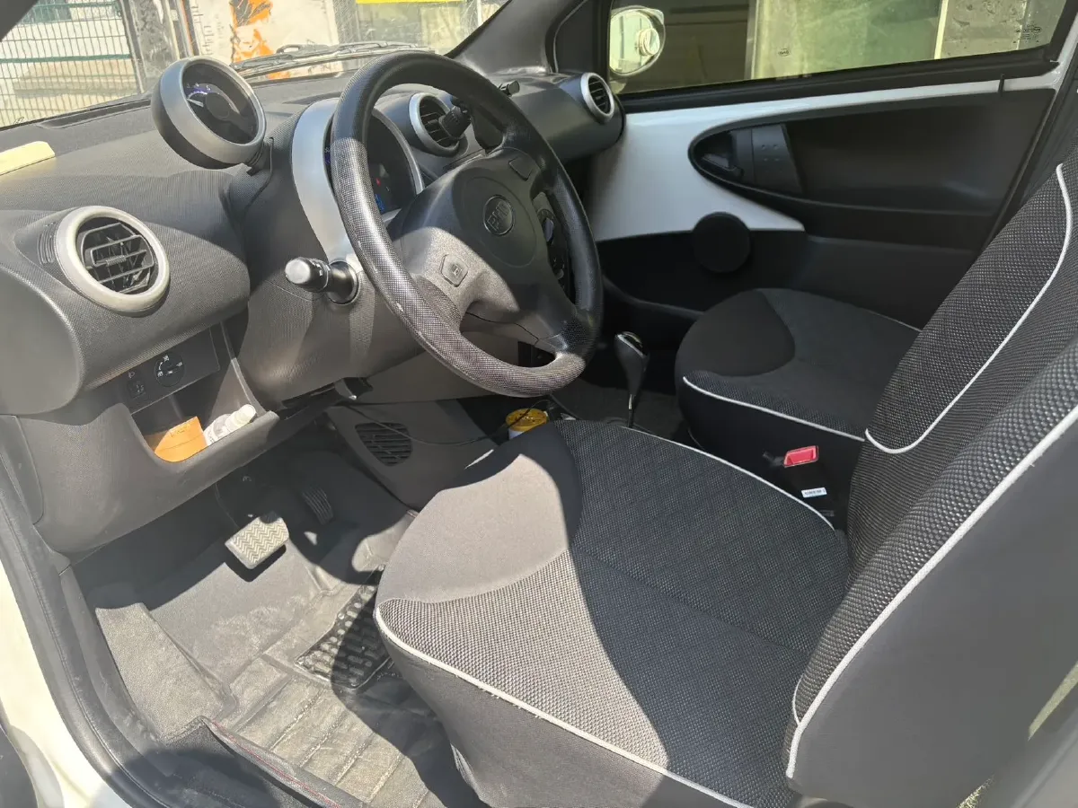 2015 BYD F0 1.0L 68HP L3 5MT,autocango,china used car exporter,china ev exporter,chinese used car exporter,chinese used ev exporter