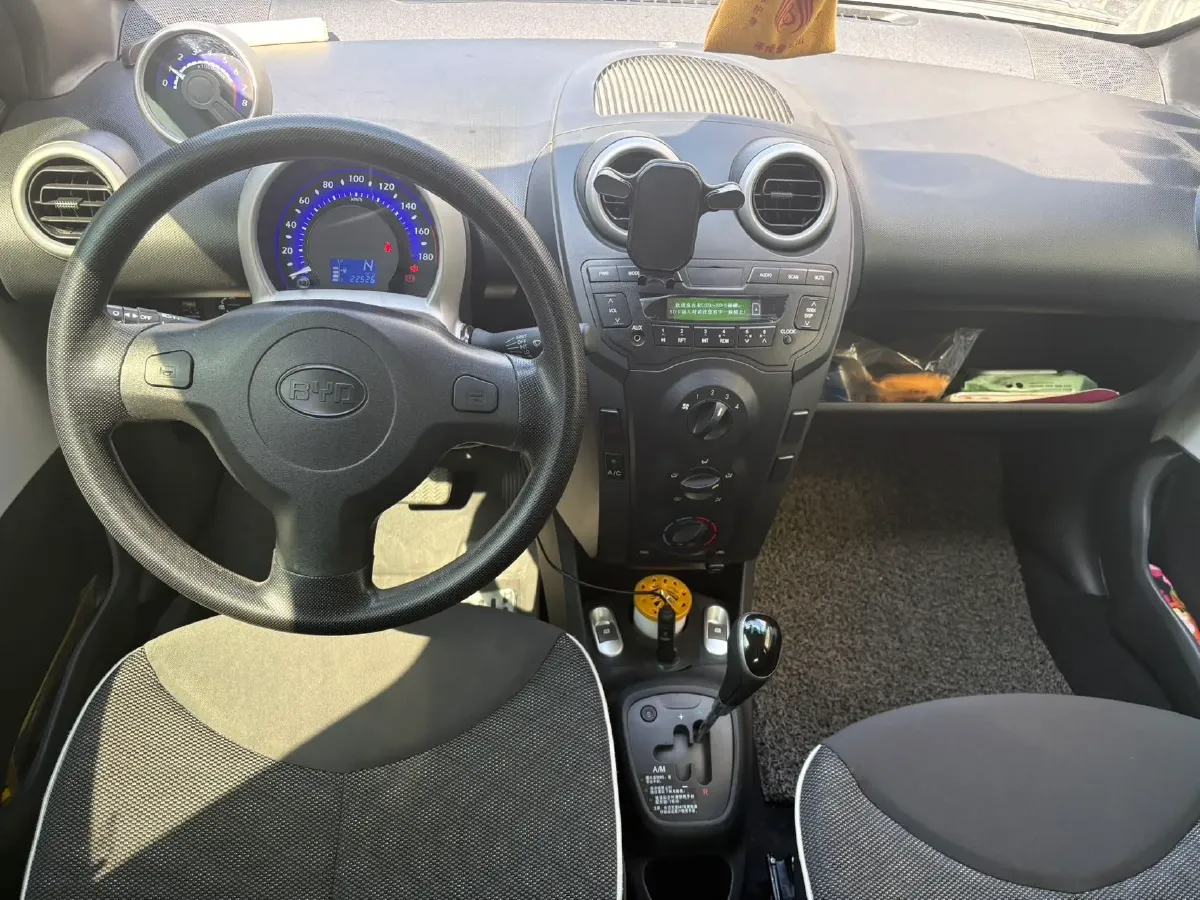 2015 BYD F0 1.0L 68HP L3 5MT,autocango,china used car exporter,china ev exporter,chinese used car exporter,chinese used ev exporter