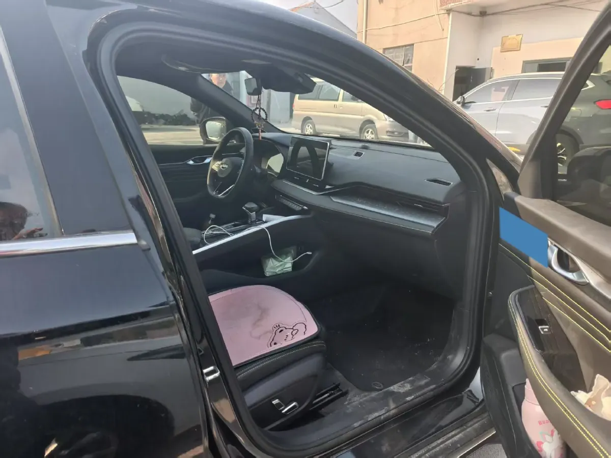 2025 Geely Preface 1.5T 181HP L4 7DCT,autocango,china used car exporter,china ev exporter,chinese used car exporter,chinese used ev exporter