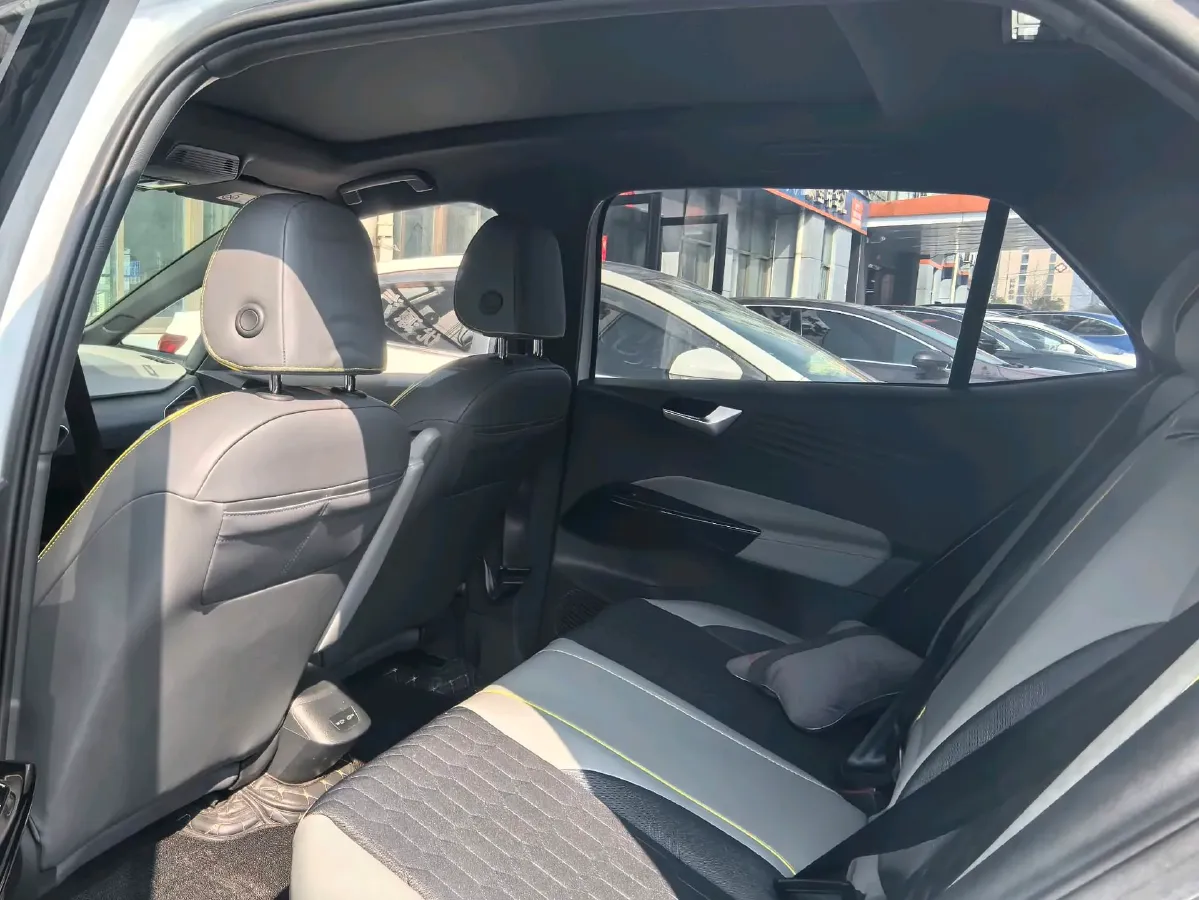 2022 Volkswagen ID.3 BEV 57.3KWH,autocango,china used car exporter,china ev exporter,chinese used car exporter,chinese used ev exporter