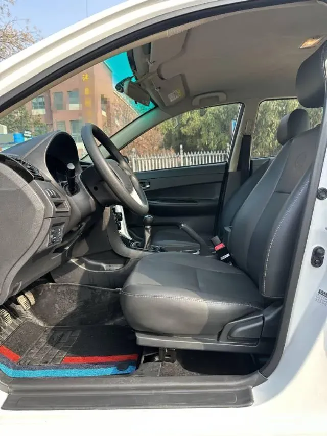 2019 BYD Qin 1.5L 109HP L4 5MT,autocango,china used car exporter,china ev exporter,chinese used car exporter,chinese used ev exporter