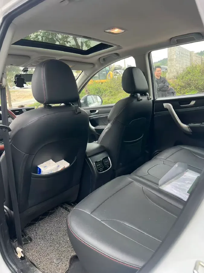 2019 Haval M6 1.5T 150HP L4 7DCT,autocango,china used car exporter,china ev exporter,chinese used car exporter,chinese used ev exporter