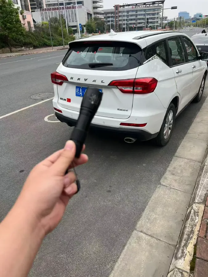 2019 Haval M6 1.5T 150HP L4 7DCT,autocango,china used car exporter,china ev exporter,chinese used car exporter,chinese used ev exporter
