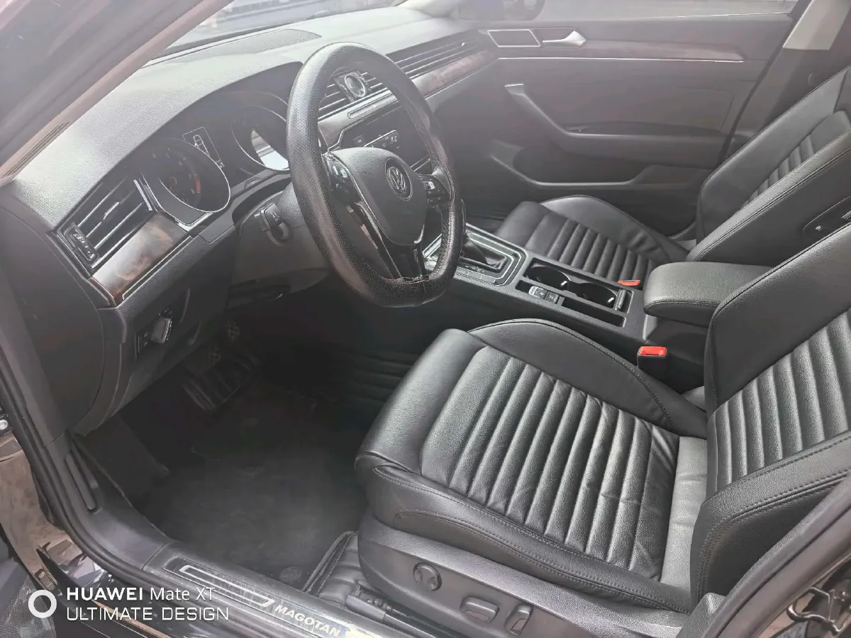 2019 Volkswagen Magotan 2.0T 186HP L4 7DCT,autocango,china used car exporter,china ev exporter,chinese used car exporter,chinese used ev exporter