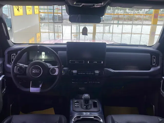 2024 212 212 T01 2.0T 252HP L4 8AT,autocango,china used car exporter,china ev exporter,chinese used car exporter,chinese used ev exporter