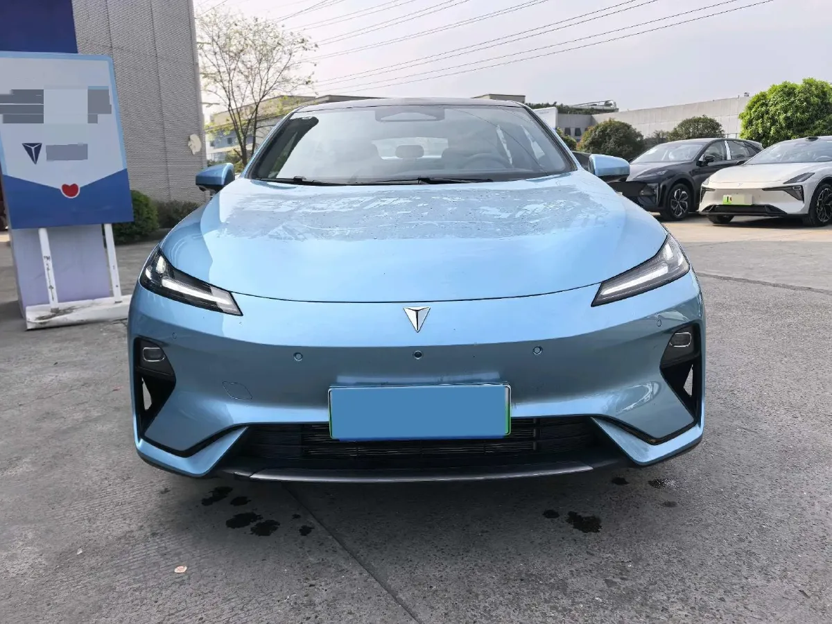 2025 Deepal L07 1.5L 98HP L4 REEV 28.39KWH,autocango,china used car exporter,china ev exporter,chinese used car exporter,chinese used ev exporter
