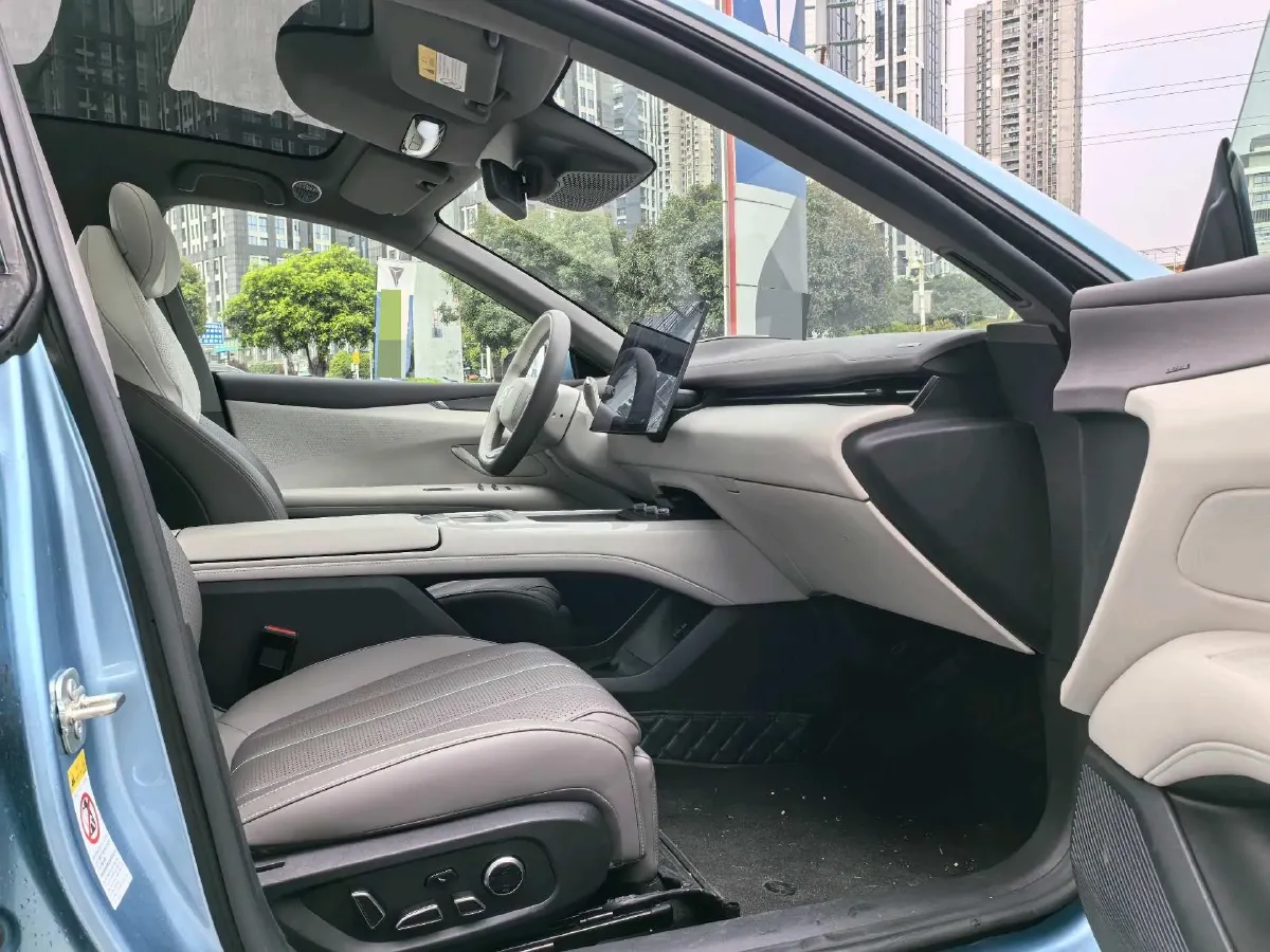 2025 Deepal L07 1.5L 98HP L4 REEV 28.39KWH,autocango,china used car exporter,china ev exporter,chinese used car exporter,chinese used ev exporter