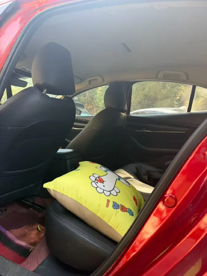 2020 Mazda 3 Axela 1.5L 117HP L4 6AT,autocango,china used car exporter,china ev exporter,chinese used car exporter,chinese used ev exporter