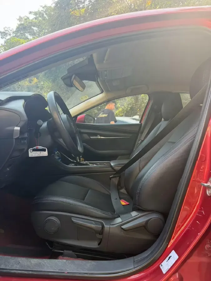 2020 Mazda 3 Axela 1.5L 117HP L4 6AT,autocango,china used car exporter,china ev exporter,chinese used car exporter,chinese used ev exporter