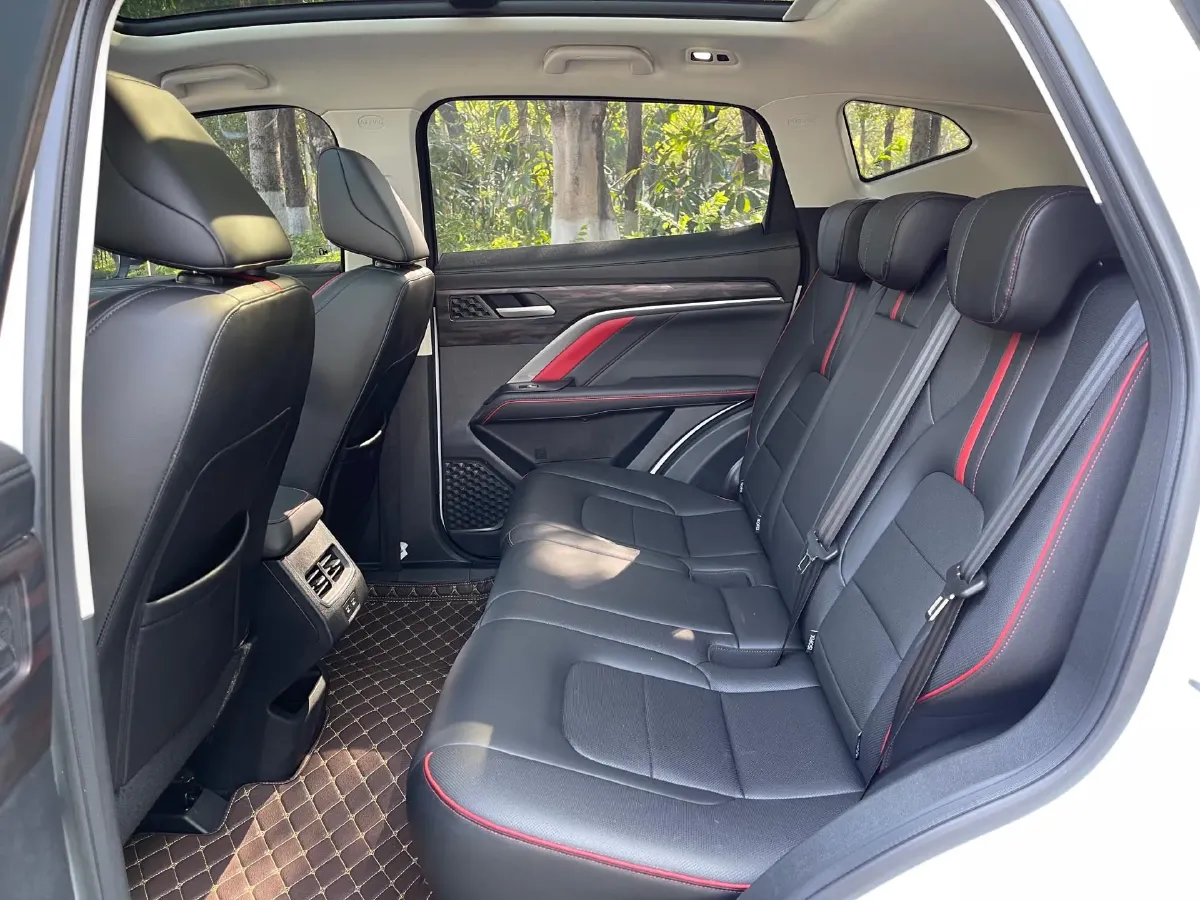 2021 Haval H6 1.5T 169HP L4 7DCT,autocango,china used car exporter,china ev exporter,chinese used car exporter,chinese used ev exporter