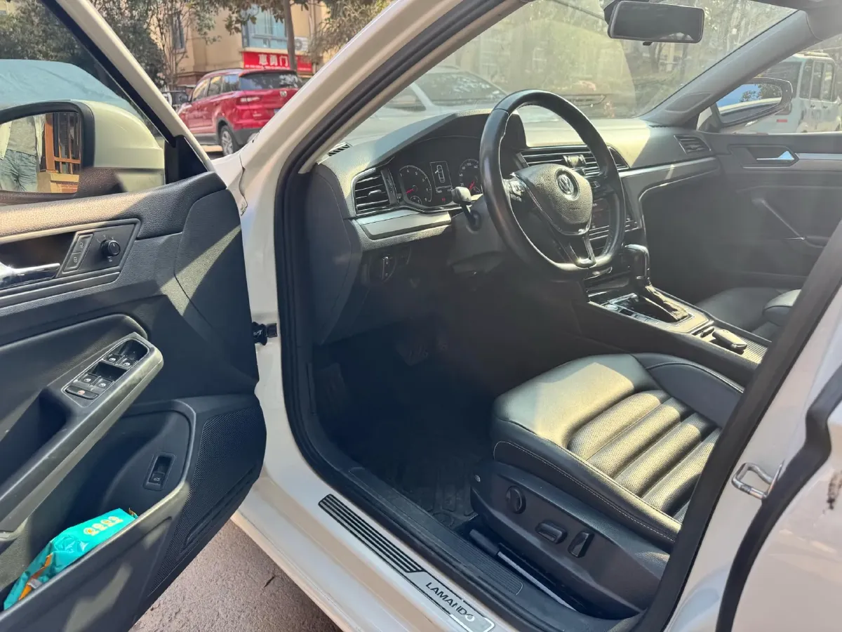 2019 Volkswagen Passat 1.4T 150HP L4 7DCT,autocango,china used car exporter,china ev exporter,chinese used car exporter,chinese used ev exporter