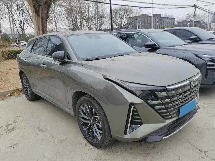 2024 ChangAn UNI-Z 1.5L 98HP L4 E-CVT PHEV 18.4KWH,autocango,china used car exporter,china ev exporter,chinese used car exporter,chinese used ev exporter