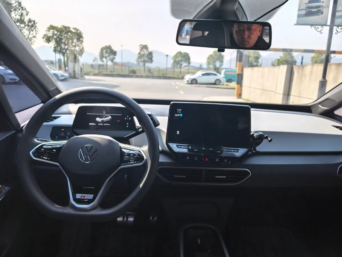 2023 Volkswagen ID.3 BEV 52.8KWH,autocango,china used car exporter,china ev exporter,chinese used car exporter,chinese used ev exporter