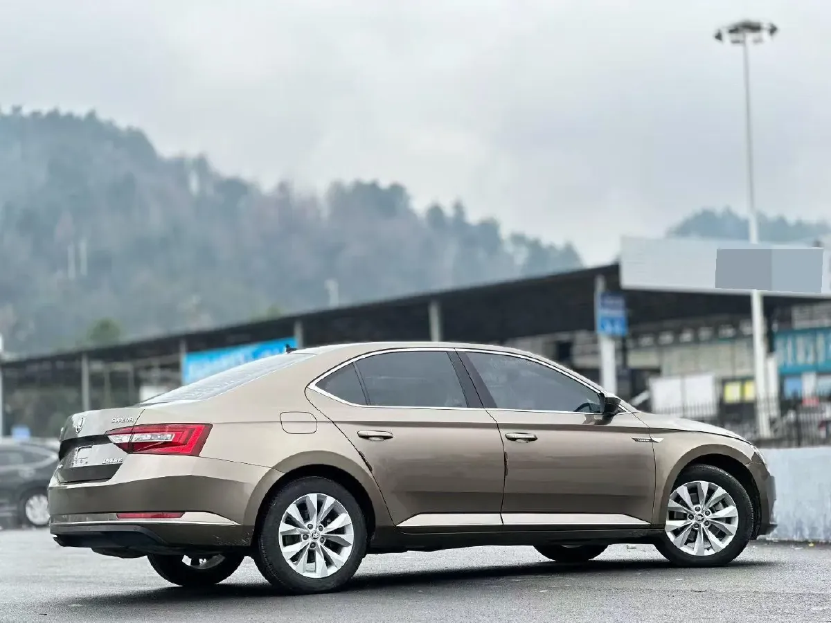 2018 Nissan Terra 2.5L 184HP L4 7AT,autocango,china used car exporter,china ev exporter,chinese used car exporter,chinese used ev exporter