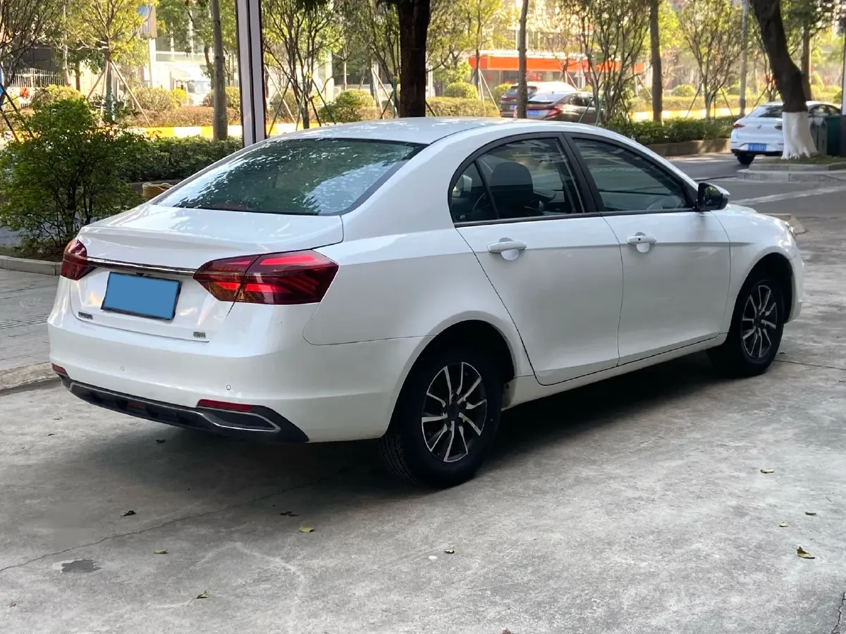 2019 Geely Emgrand 1.5L 109HP L4 5MT,autocango,china used car exporter,china ev exporter,chinese used car exporter,chinese used ev exporter