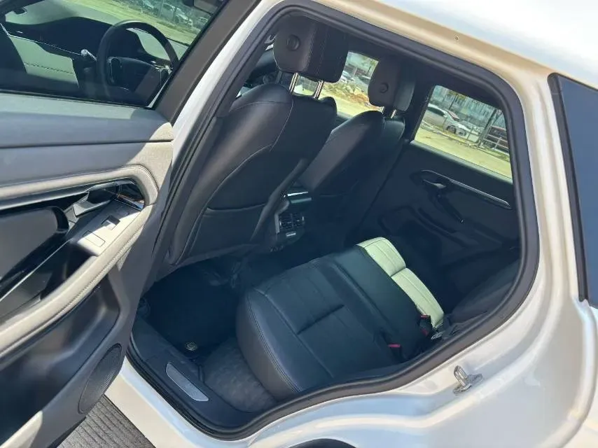 2020 Land Rover Range Rover Evoque 2.0T 249HP L4 9AT,autocango,china used car exporter,china ev exporter,chinese used car exporter,chinese used ev exporter