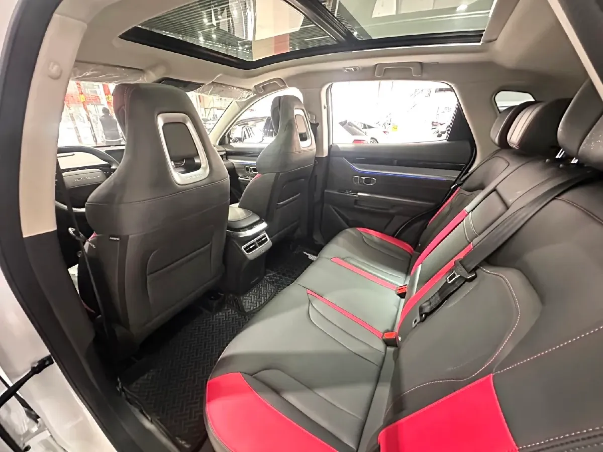 2022 Jetour DASHING 1.6T 197HP L4 7DCT,autocango,china used car exporter,china ev exporter,chinese used car exporter,chinese used ev exporter