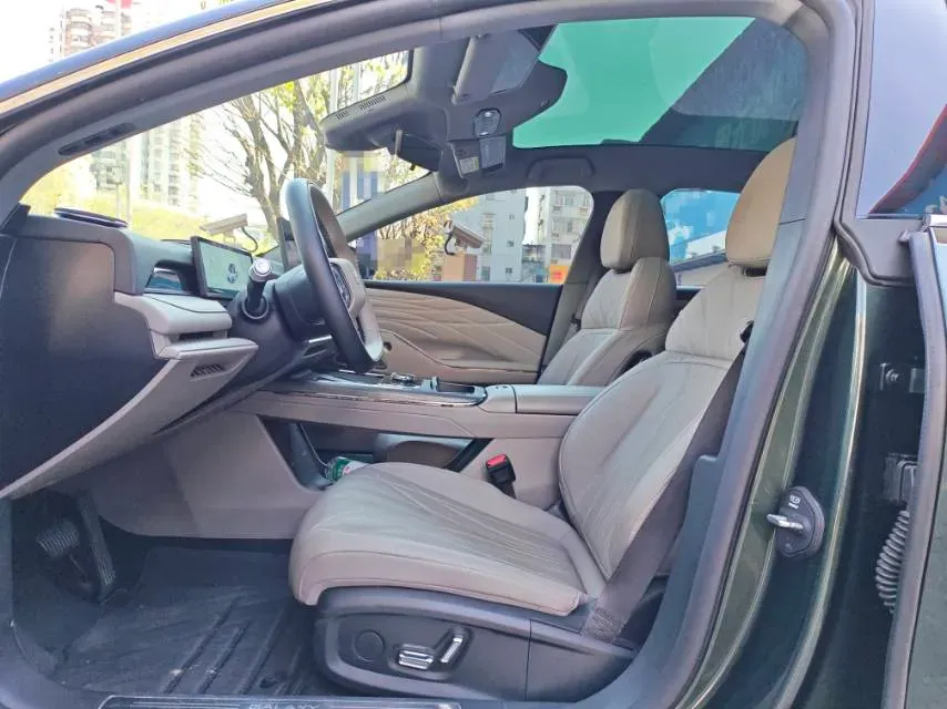 2025 Geely Galaxy Starshine 8 1.5L 112HP L4 1DHT PHEV,autocango,china used car exporter,china ev exporter,chinese used car exporter,chinese used ev exporter