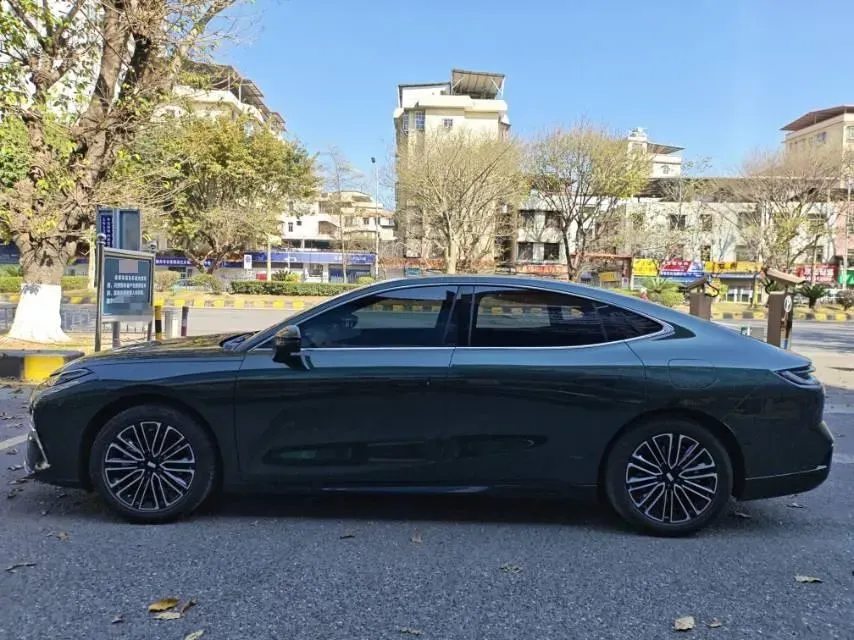 2025 Geely Galaxy Starshine 8 1.5L 112HP L4 1DHT PHEV,autocango,china used car exporter,china ev exporter,chinese used car exporter,chinese used ev exporter